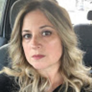 Meet your Posher, Ana